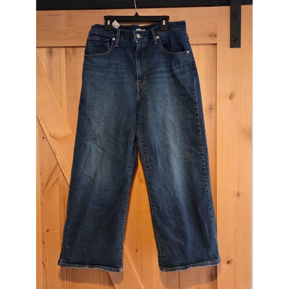 Levis High Rise Wide Leg Stretch Jeans Womens 31  *Back Hem Distress* Skater